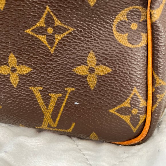 Louis Vuitton Monogram Speedy 30 Handbag - Picture 11 of 11
